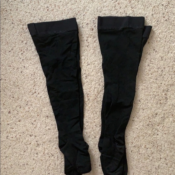 TOFLY Accessories - 2 sets Opaque thigh high compression stockings